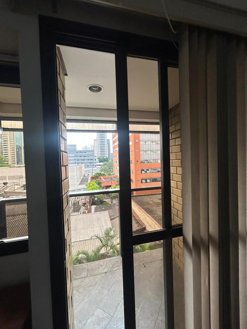 Qi Intelligent Flat * São Paulo